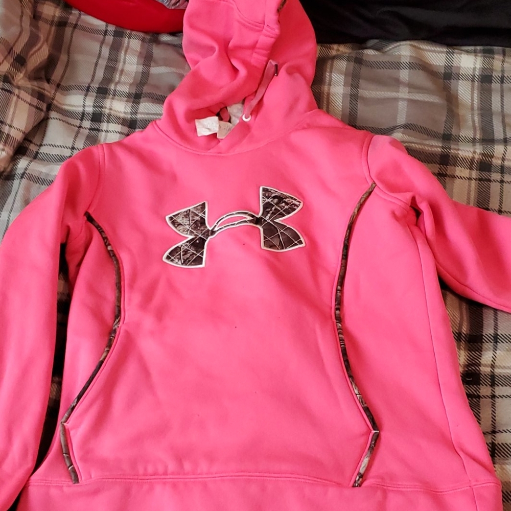 Sweat shirt